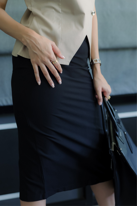 Noire Skirt